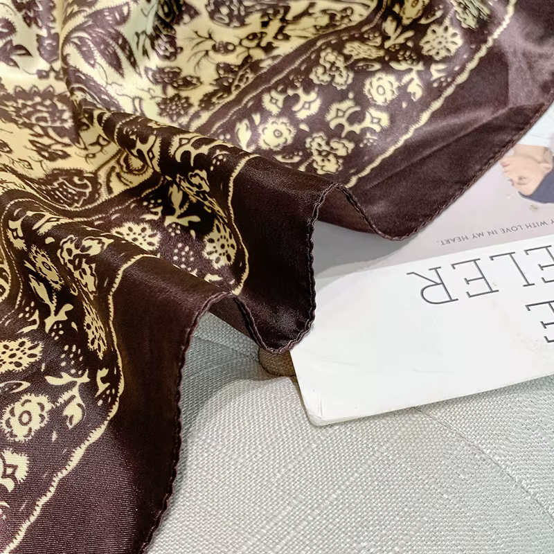 Foulard de Marque de Luxe pour Femme Musulmane