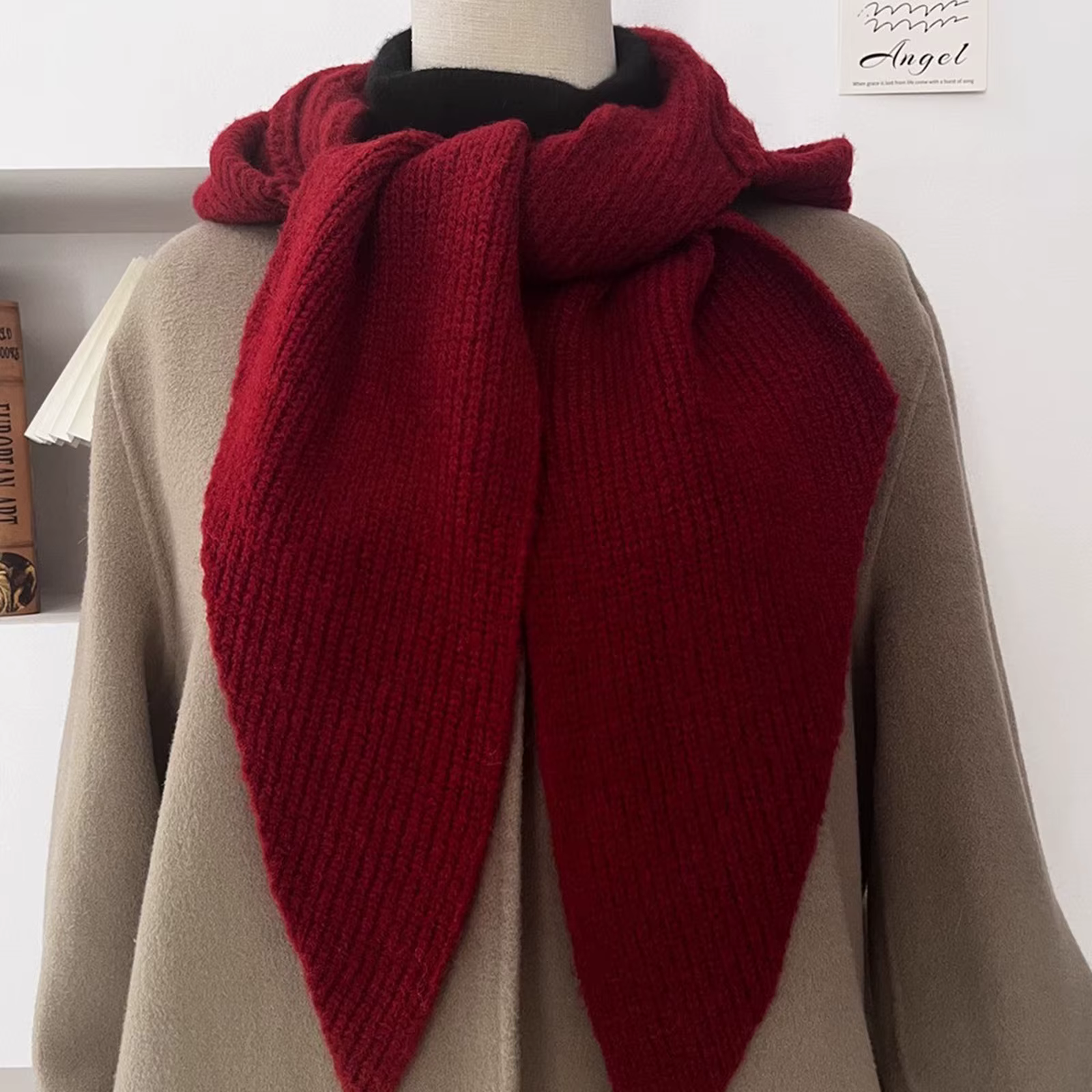 Chapeau Skullies tricoté côtelé pour femmes avec écharpe
