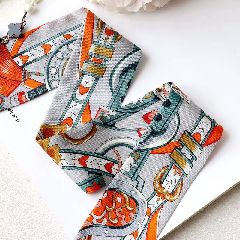 Foulard en soie twill 100% de luxe pour femme
