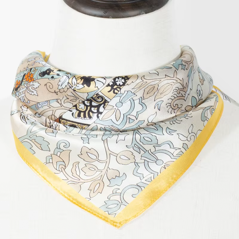 Foulard carré 100% soie de mûrier 53x53cm