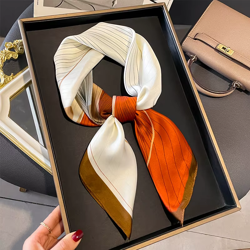 Foulard carré Design pour femmes