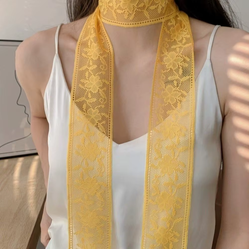Écharpe élégante en dentelle florale imprimée