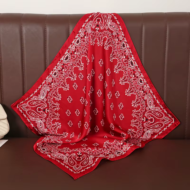 Foulard imprimé Paisley rouge pour femmes