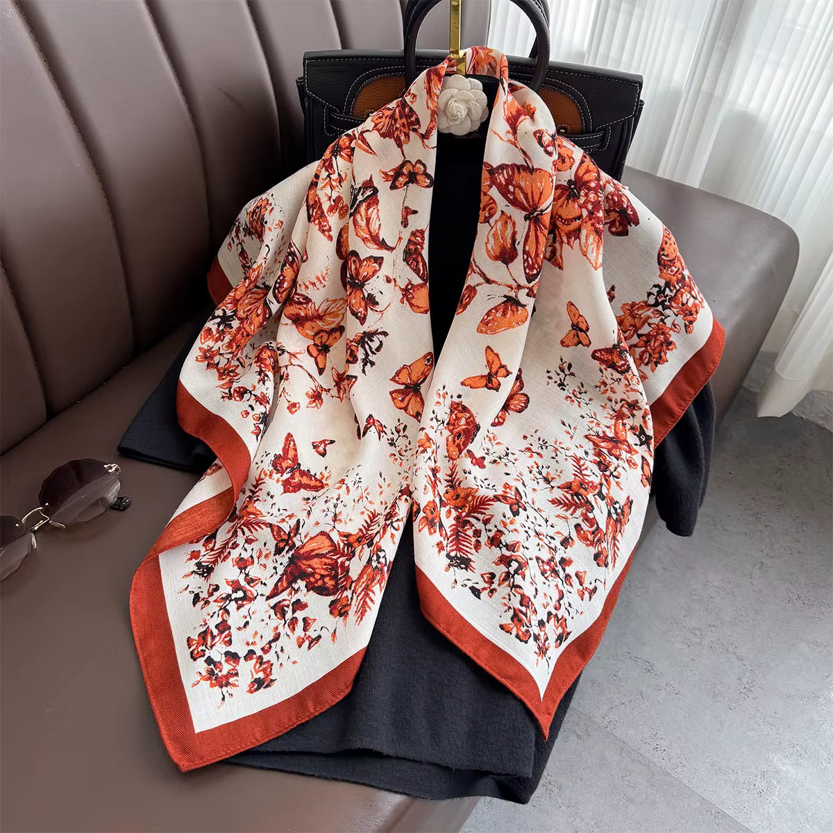 Grand foulard en soie pour femmes