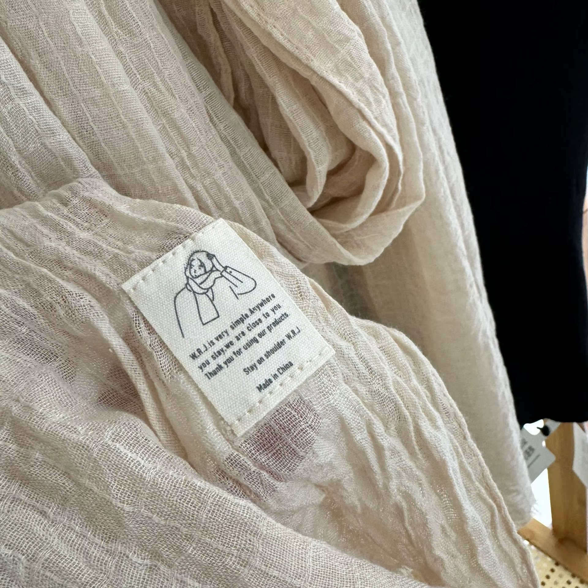 Écharpe longue plissée en coton et lin pour femme