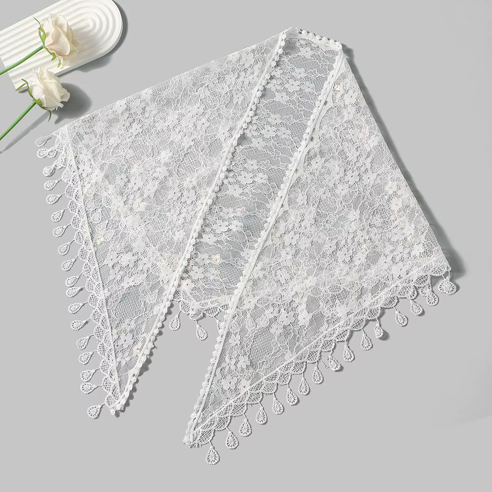 Foulard de tête vintage en dentelle à fleurs