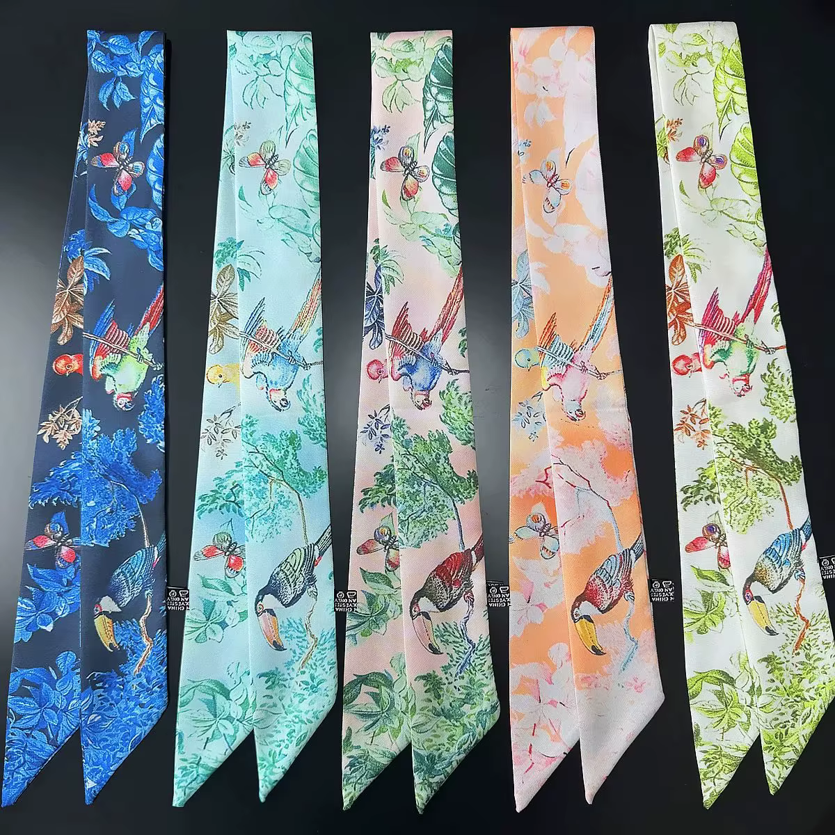 Nouvelle Collection 2026 : Foulard en Soie Twilly 90cm pour Femme – Rubans de Sac de Marque de Luxe