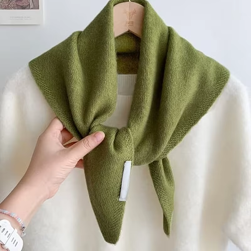 Écharpe Triangle tricotée pour femmes