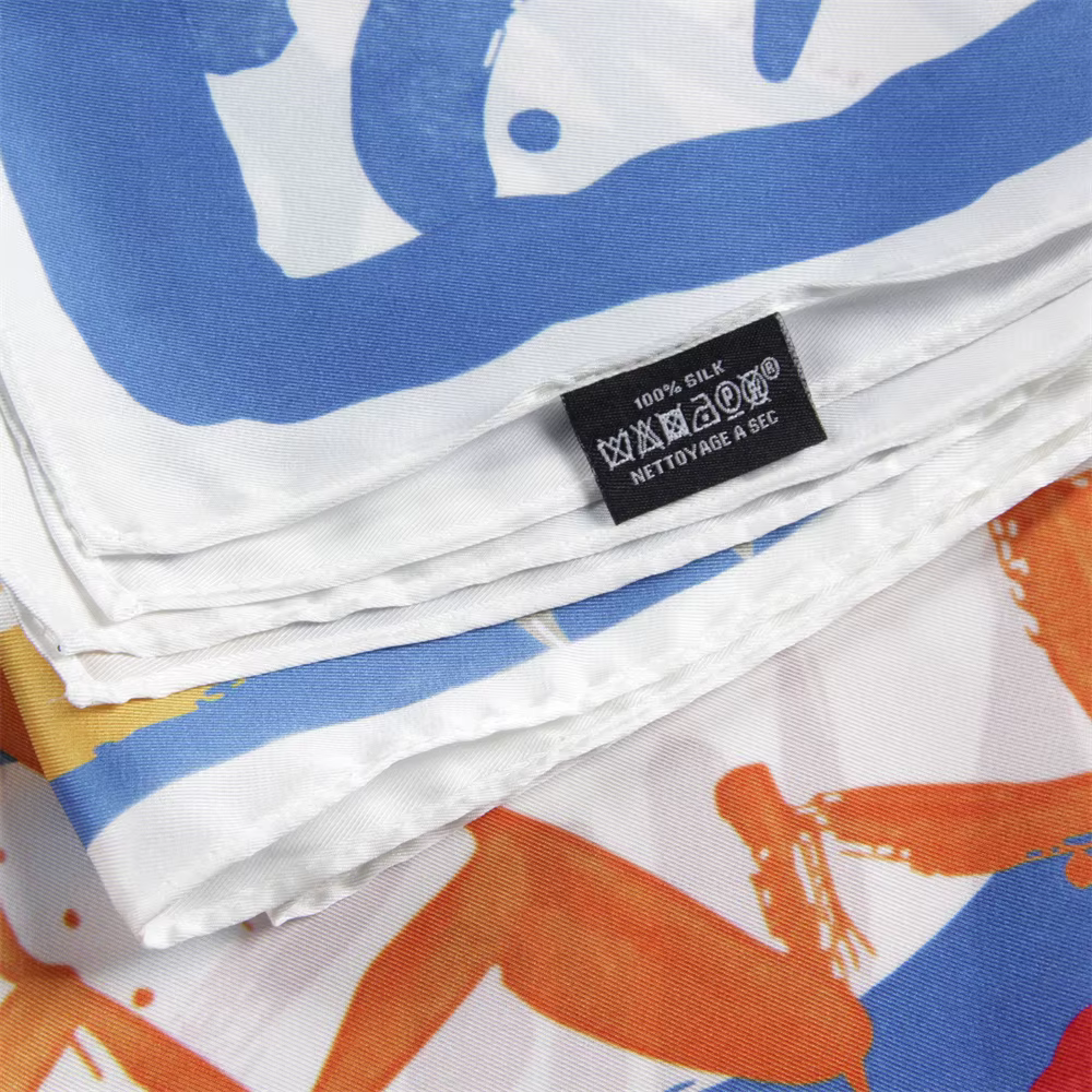 Foulard en soie femmes Graffi cheval imprimé foulards carrés tête Echarpes