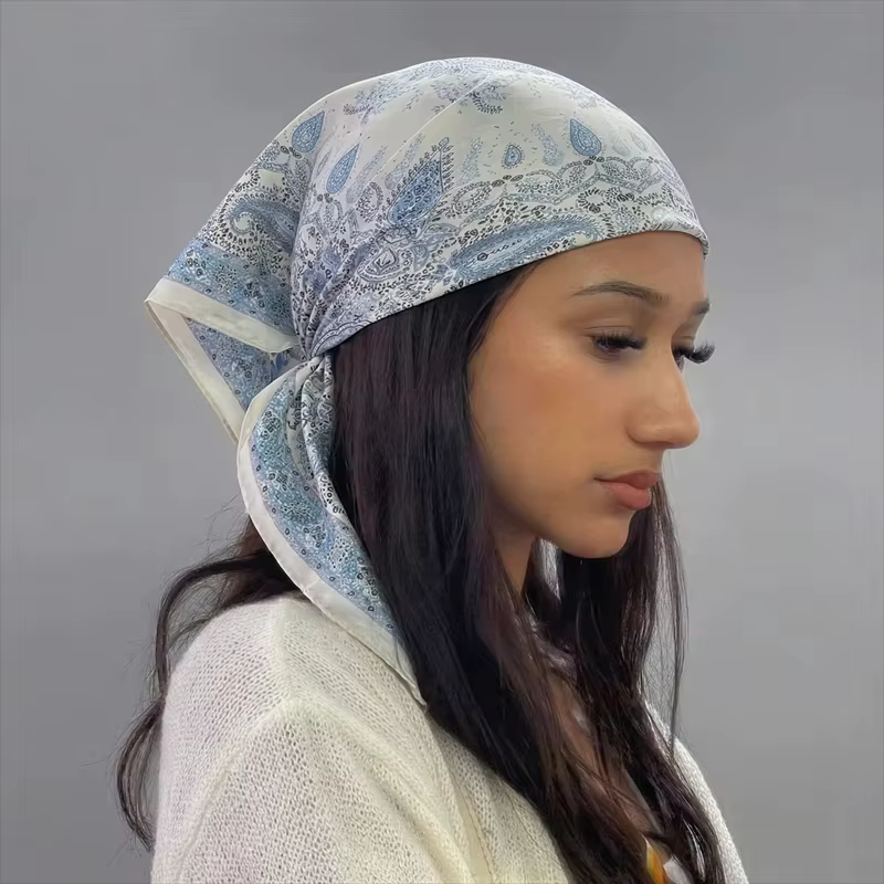 Foulard en soie imprimé cachemire