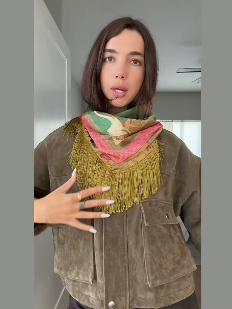 Cardigan en jacquard à panneaux et pompons pour femme