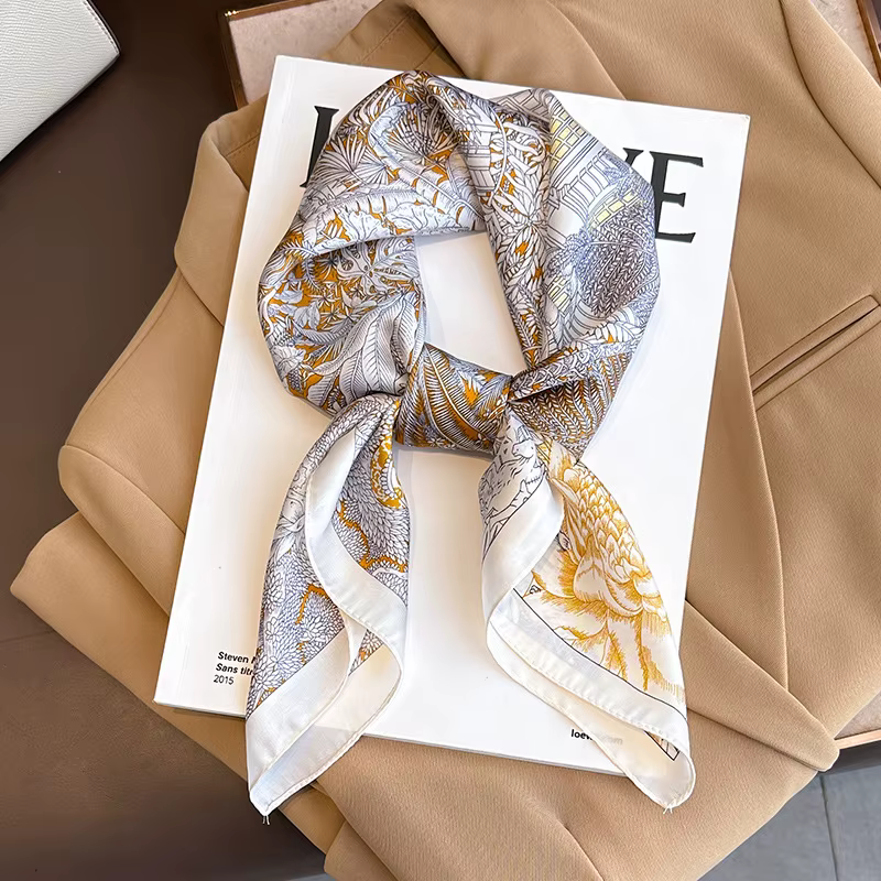 Foulard Carré Imprimé Floral de Luxe pour Femme