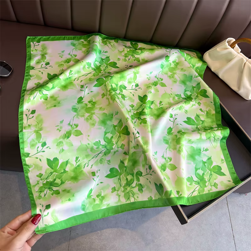 Écharpe carrée verte tendance 70*70cm pour femmes