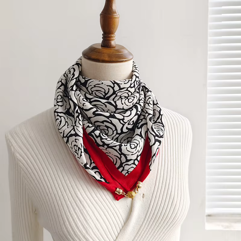 Nouvelle Écharpe Romantique à Imprimé Rose avec Boucle Magnétique Respirante
