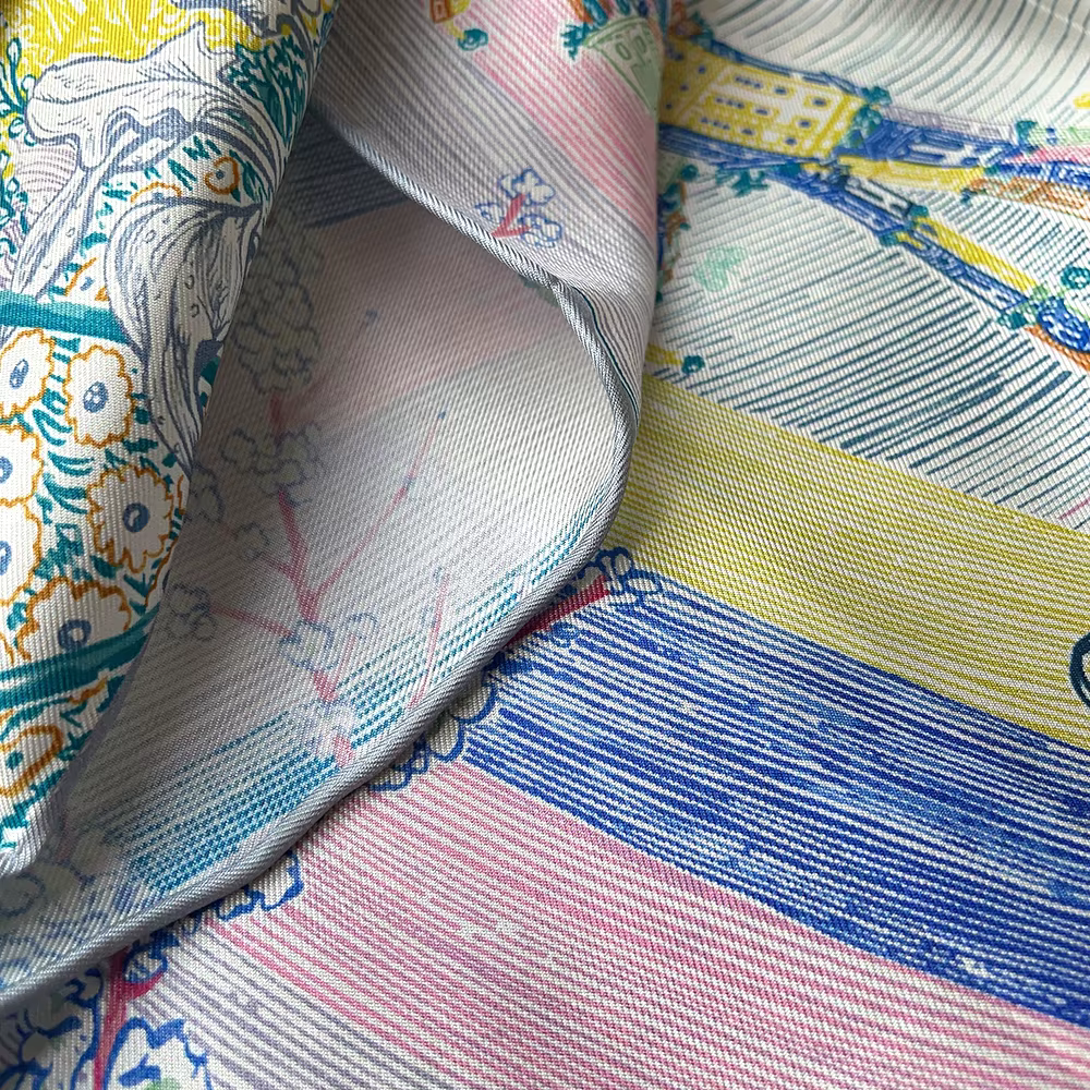 Foulard en soie de haute qualité