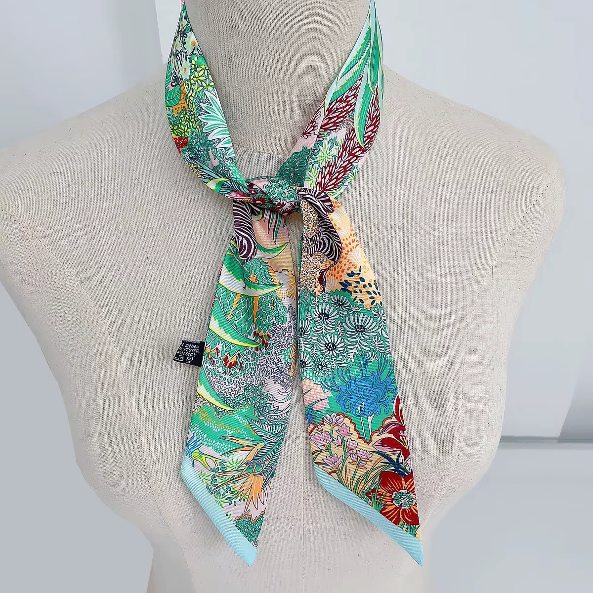 Foulard en soie de luxe pour femmes