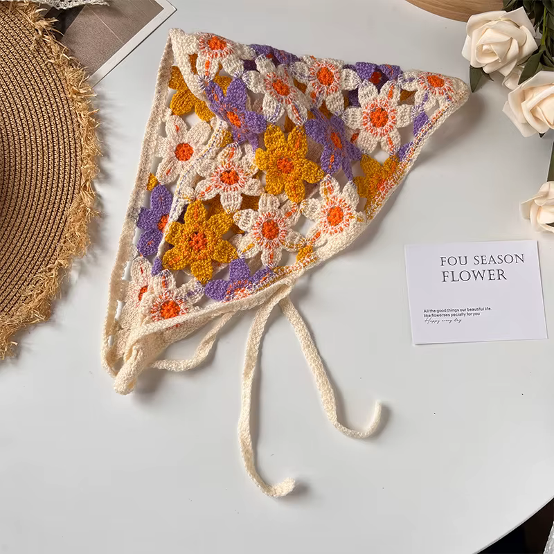 Foulard triangulaire pour femme
