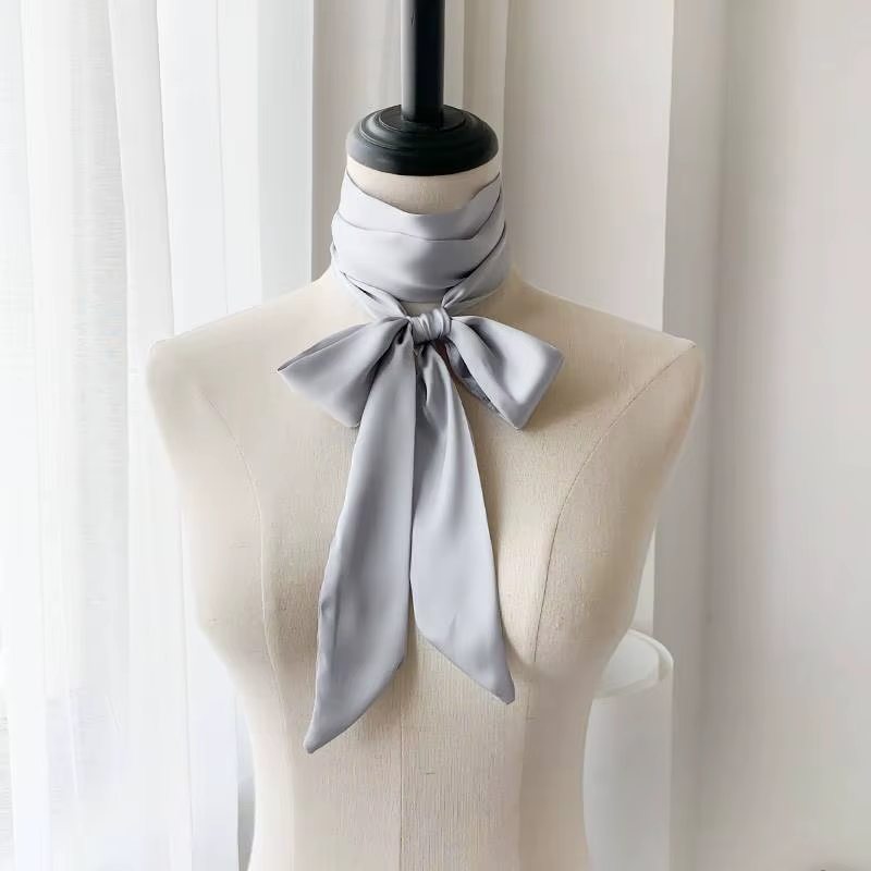 Long ruban de cou élégant pour femmes
