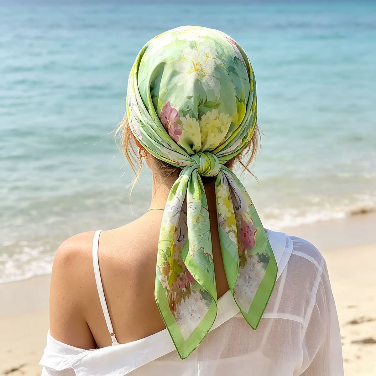 Nouveau Foulard Carré 2026 pour Femme – Écharpe Tendance en Satin Doux