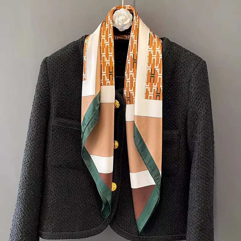 Foulard Carré de Luxe pour Femme