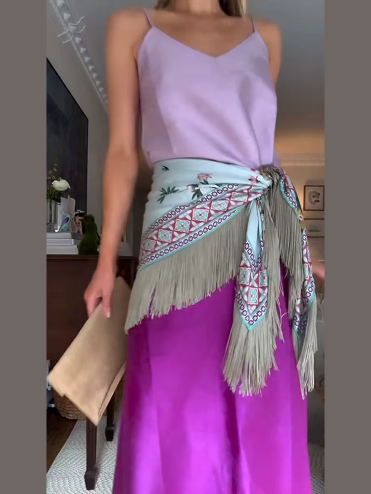 Foulard carré vintage en satin pour femme avec pompons