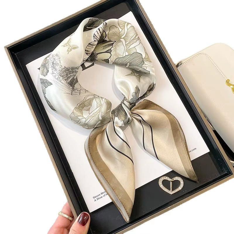 Foulard de luxe en soie 100% naturelle pour femmes