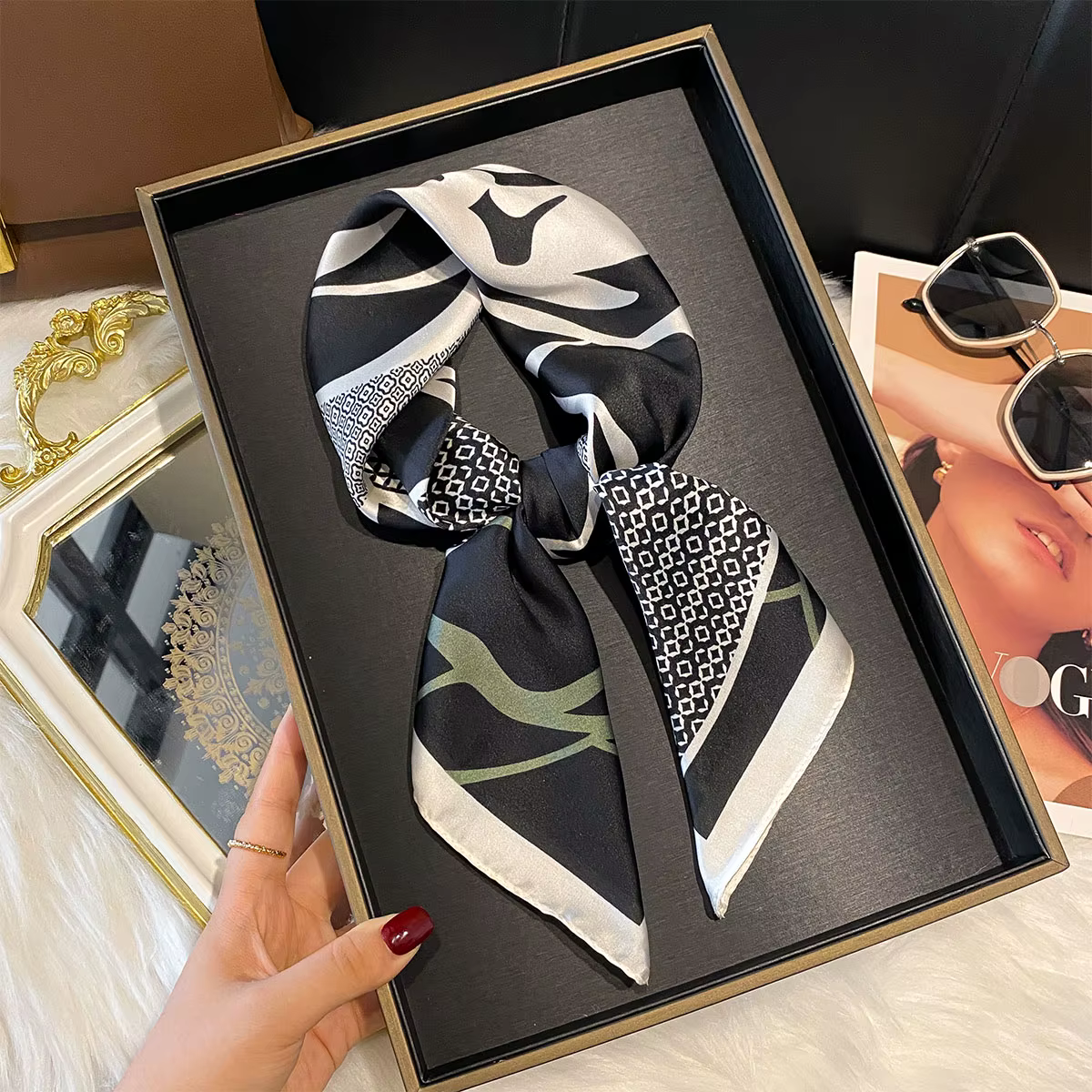 Foulard carré en soie de luxe pour femmes, imprimé Floral, bandeau en Satin doux, Hijab, bandeau féminin, Foulard de sac