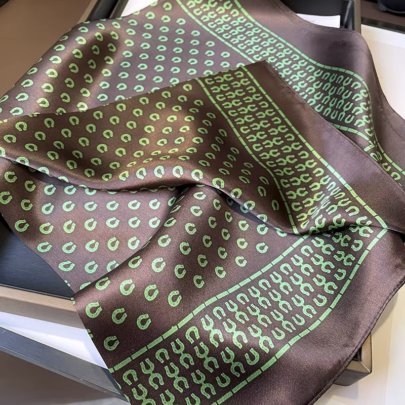 Foulard carré 70 cm en soie 100% naturelle pour hommes et femmes