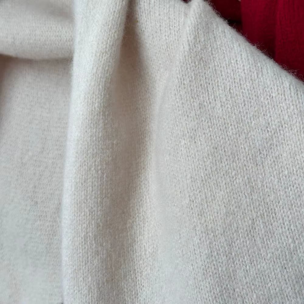 100% laine hiver écharpe pour femmes chaud Triangle tricot foulards Hijab solide dame châle enveloppement femme