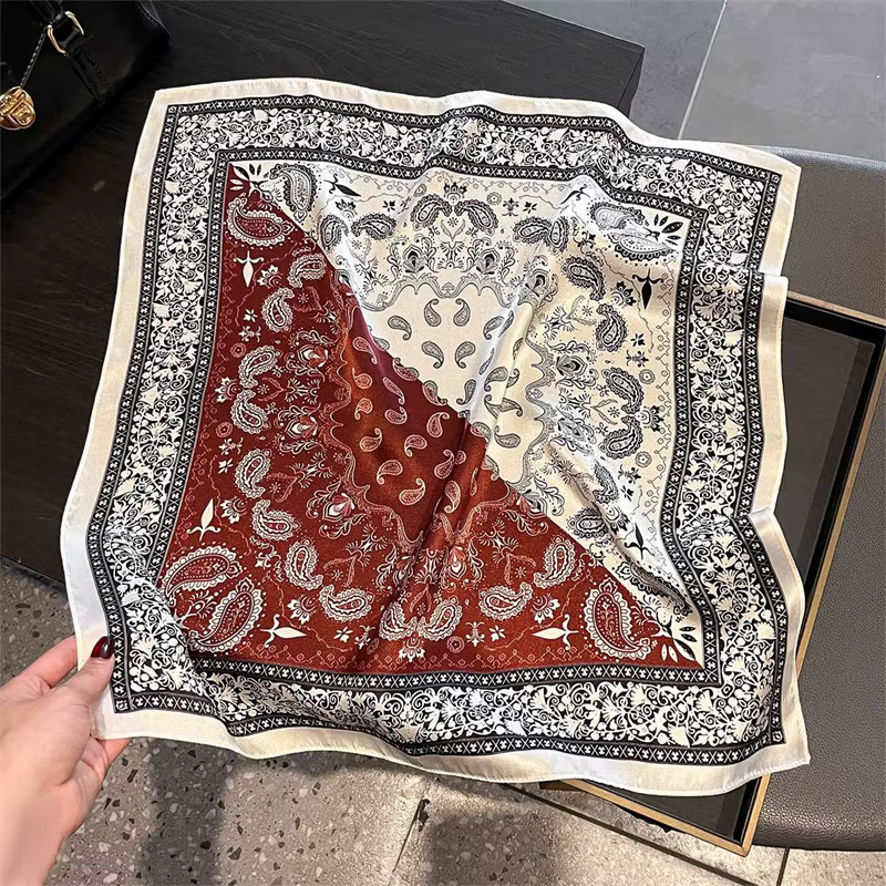 100% foulard en soie Bandana femmes foulards carrés