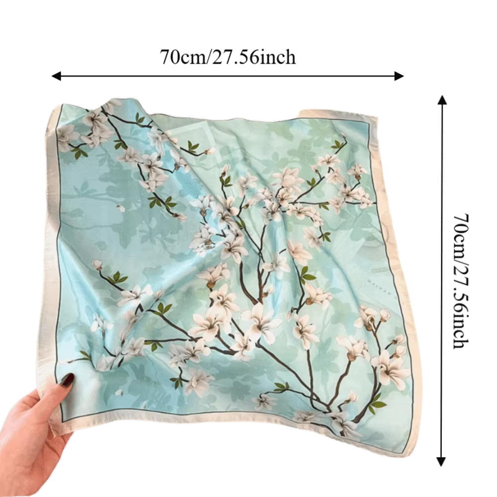 Foulard carré en soie à imprimé floral