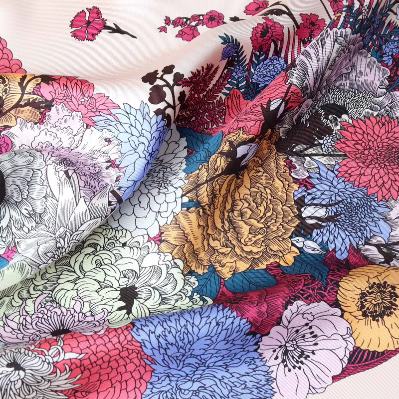Écharpe en soie rose 90 cm pour femme