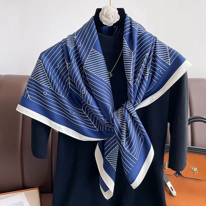 Foulard Carré de Marque de Luxe pour Femme