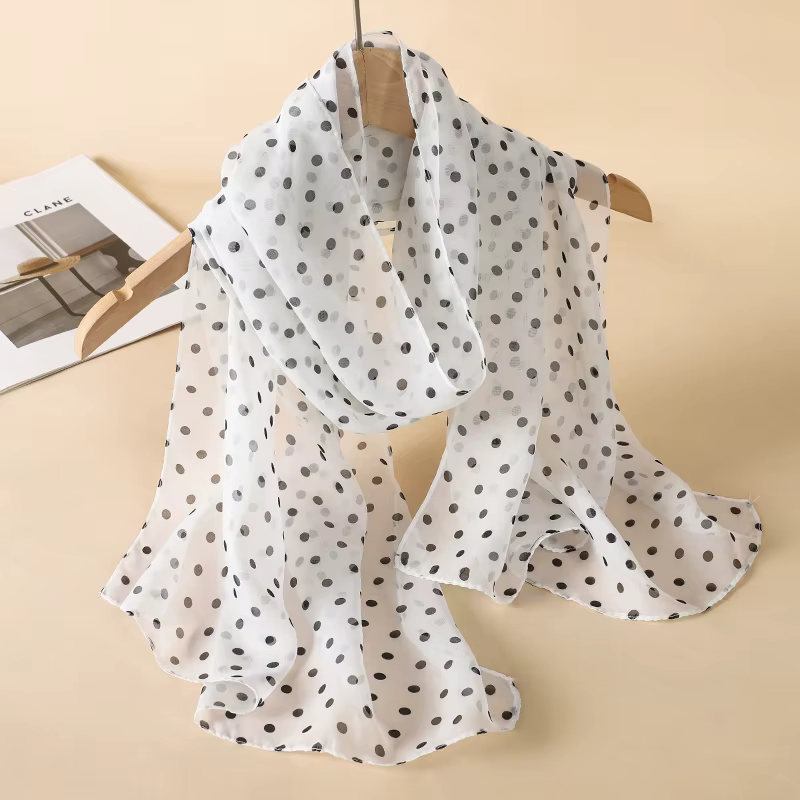 Foulard Hijab en mousseline de soie imprimé à pois pour femmes, paréo, Bandanas, serviettes de plage, voile musulman d'été, 2023