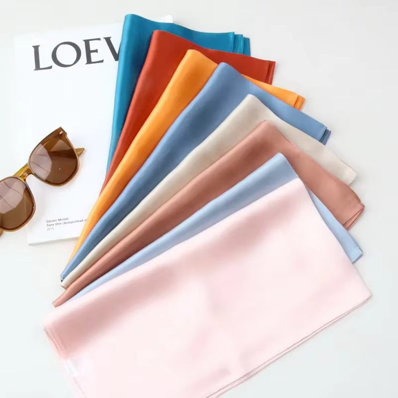 Mode solide foulard femmes