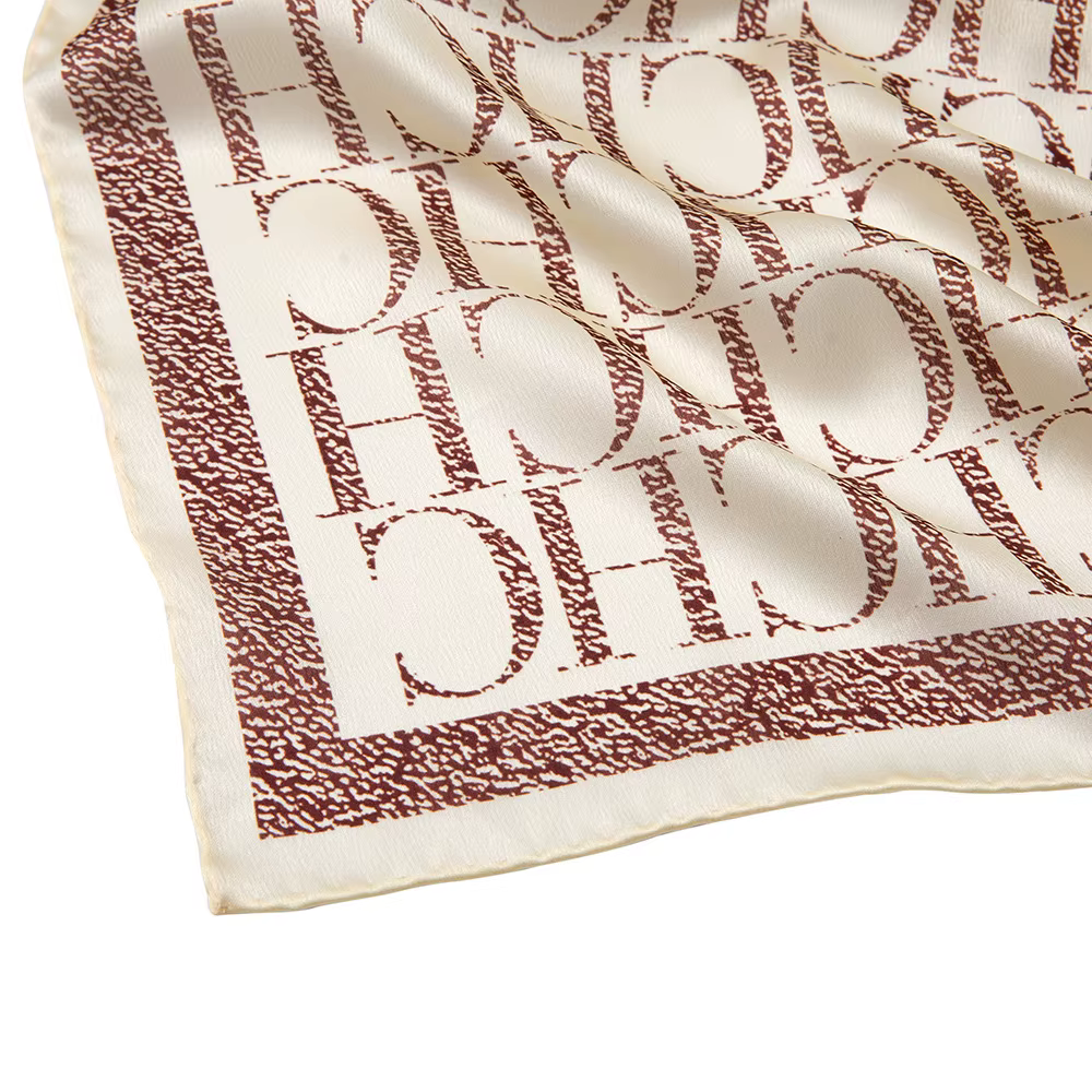 Foulard en soie à la mode pour femmes