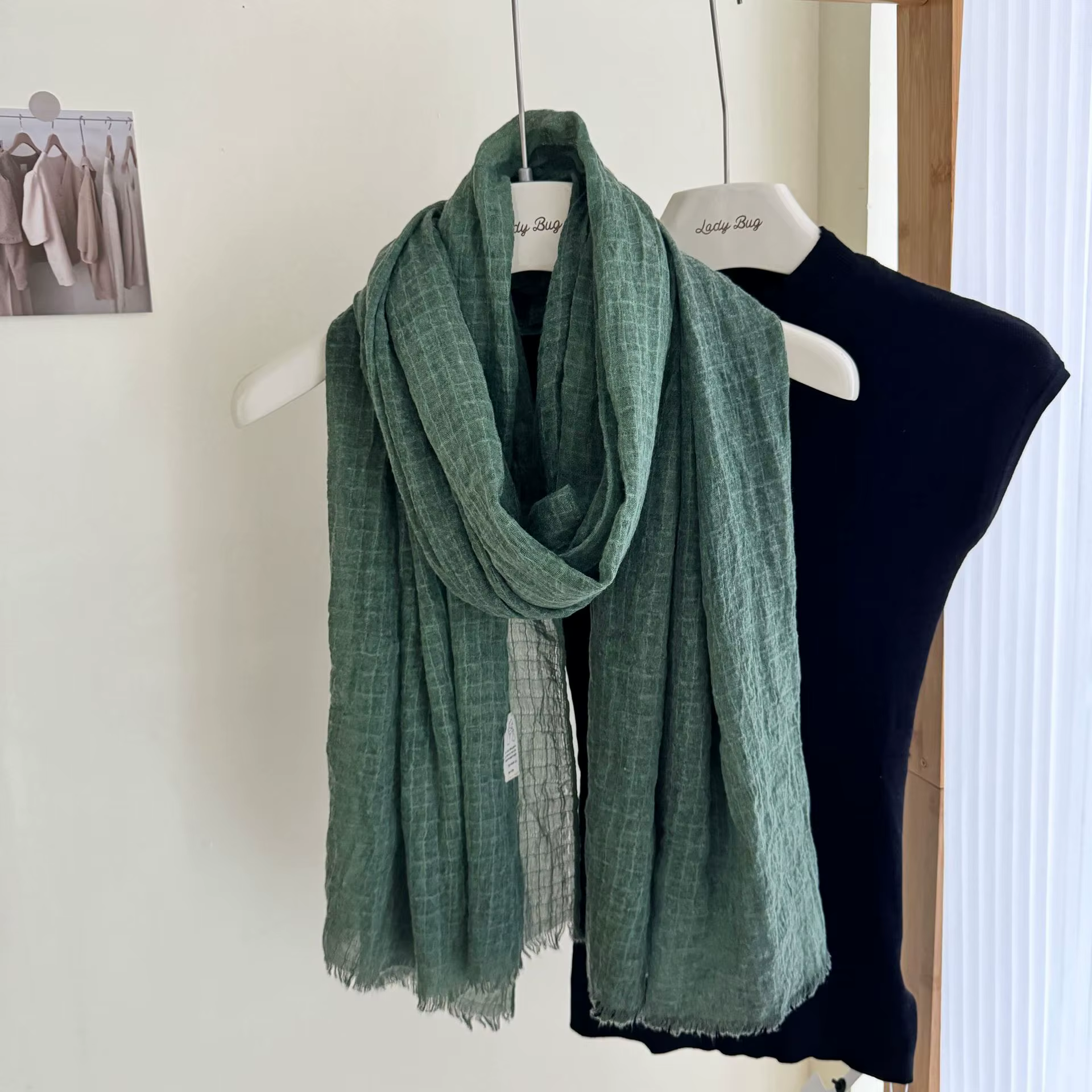 Écharpe longue plissée en coton et lin pour femme