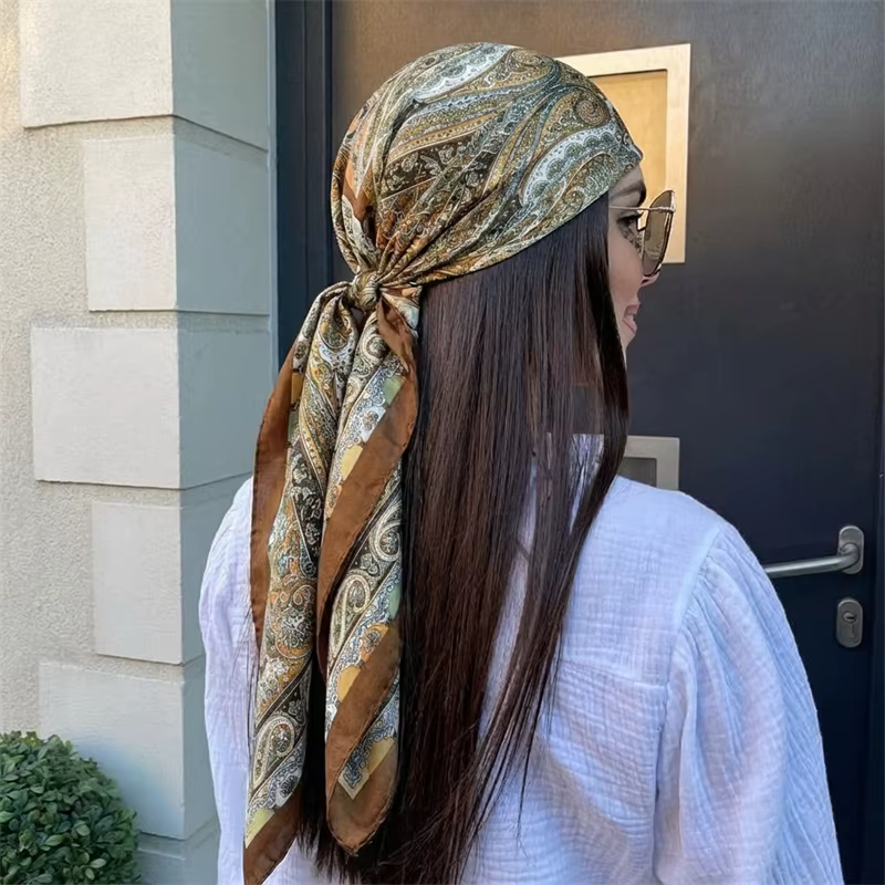 Foulard carré en Satin de soie pour femmes