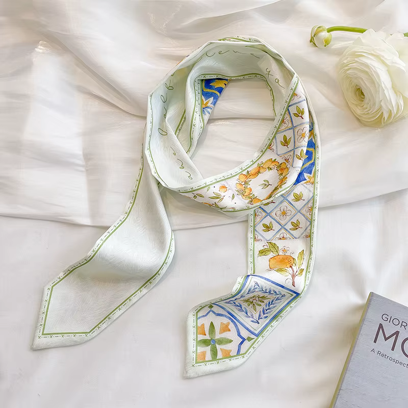 Petit Foulard Long et Étroit pour Femme