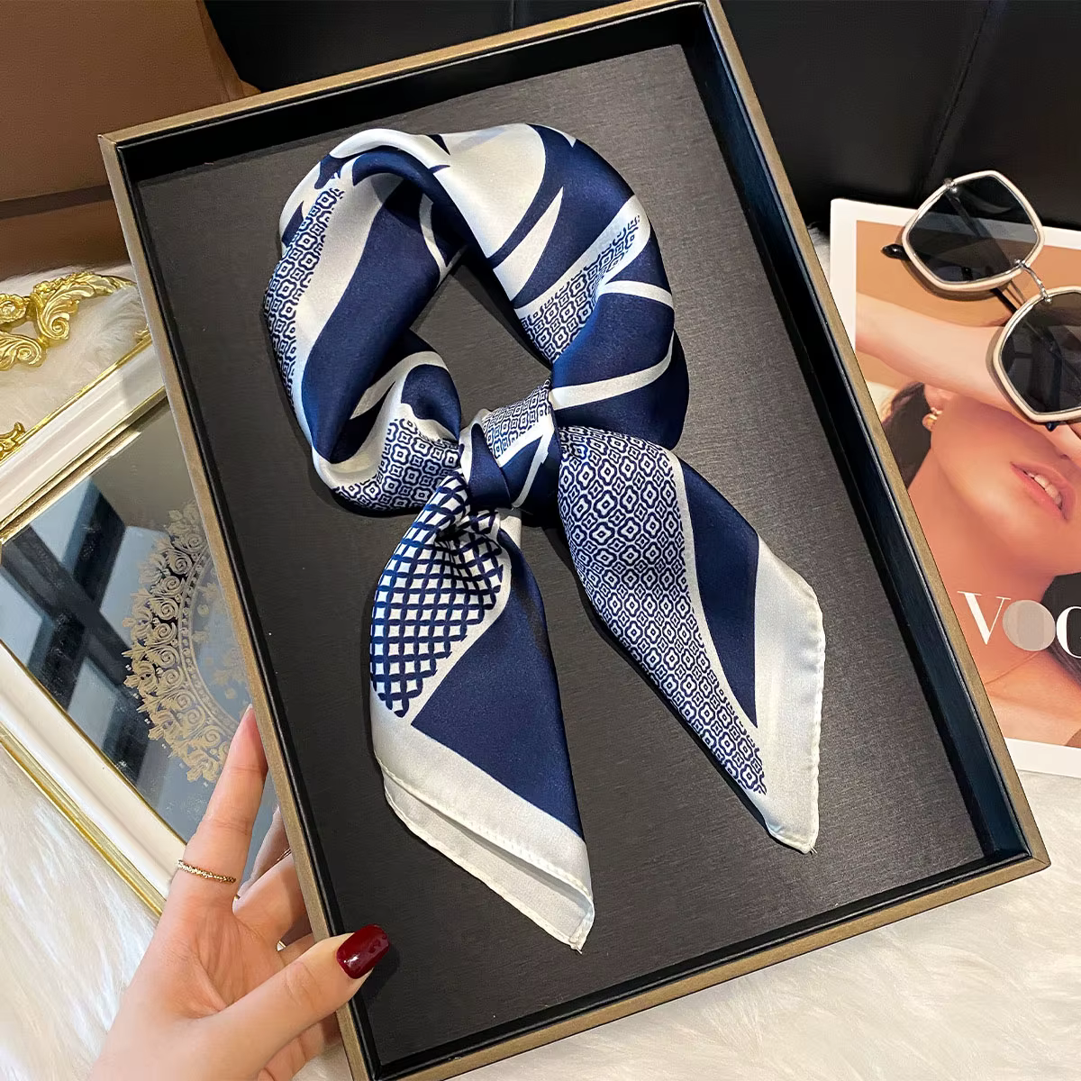 Foulard carré en soie de luxe pour femmes, imprimé Floral, bandeau en Satin doux, Hijab, bandeau féminin, Foulard de sac