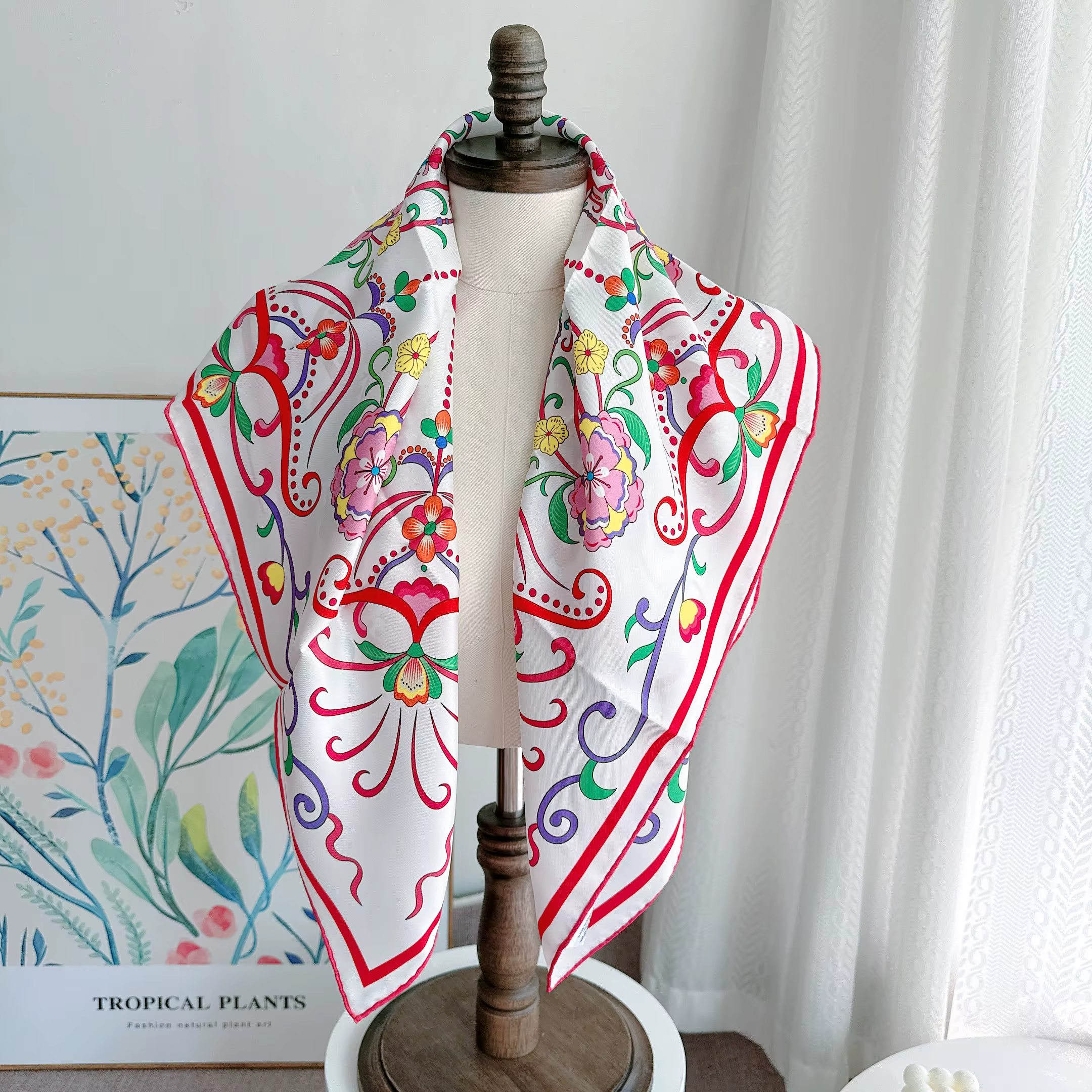 Foulard 100% Soie Rose Brumeux de Luxe