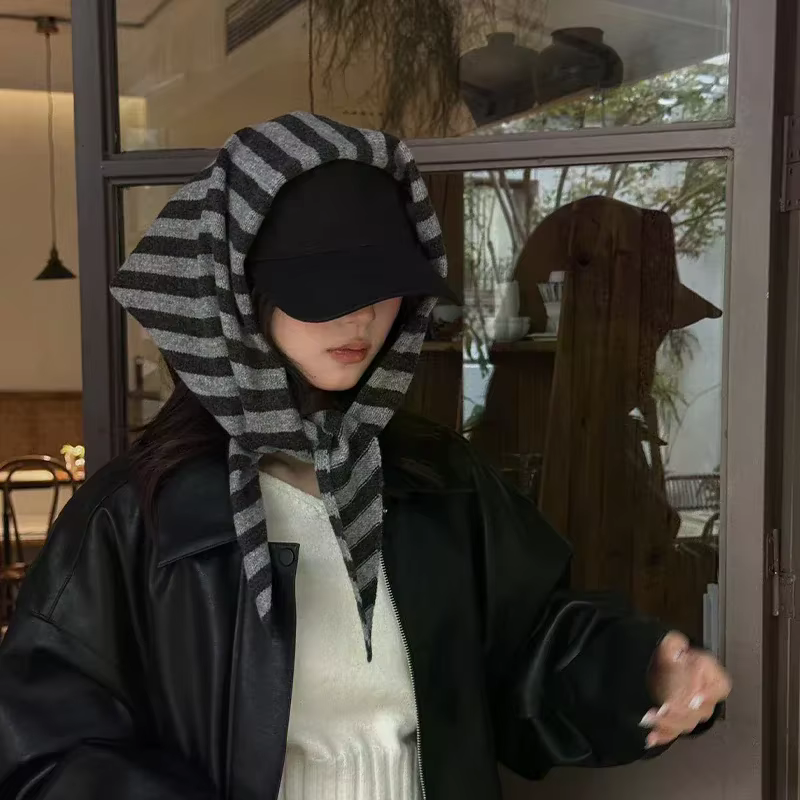 Écharpe Triangle rayée pour femme