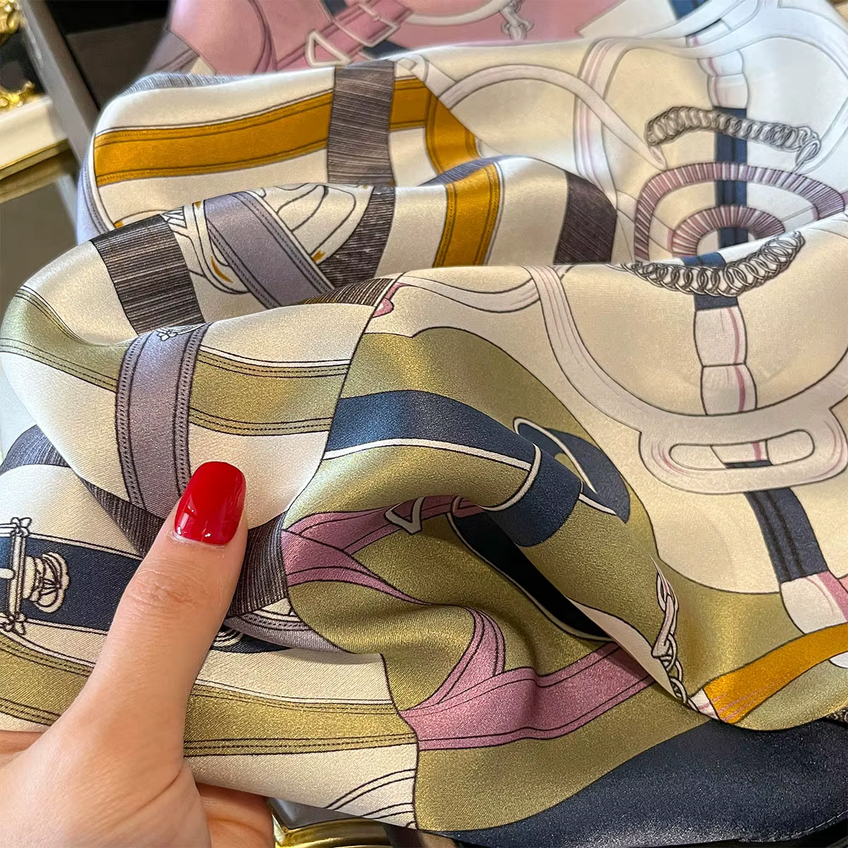 Foulard Hijab en soie de mûrier pour femmes