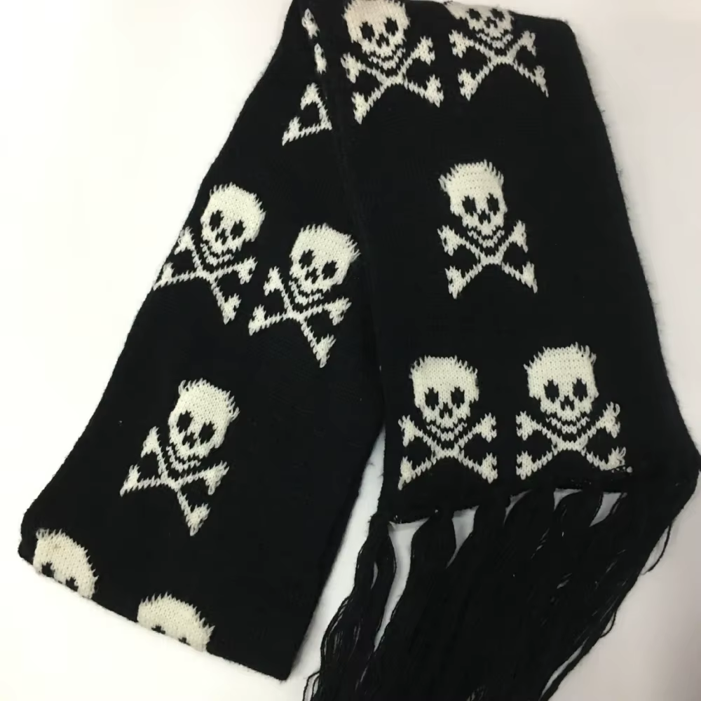 Écharpe gothique en forme de crâne pour Halloween