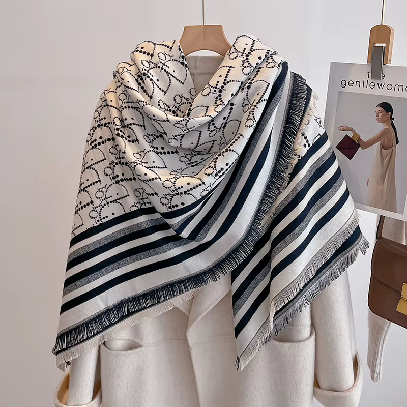 Écharpe au Design rayé élégant