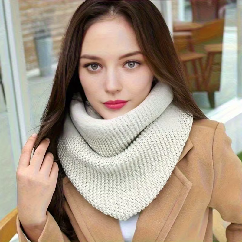 Écharpe en tricot épais de couleur unie pour femmes