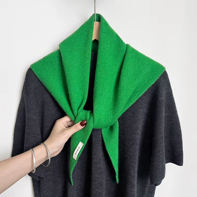 Écharpe tricotée 100% laine pour femme