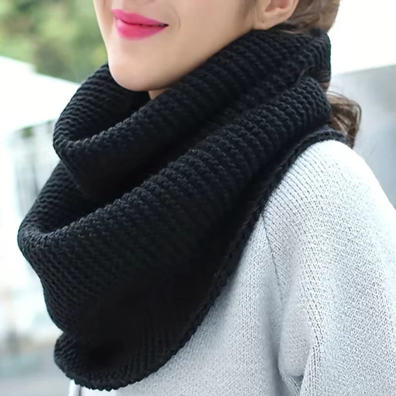 Écharpe en tricot épais de couleur unie pour femmes