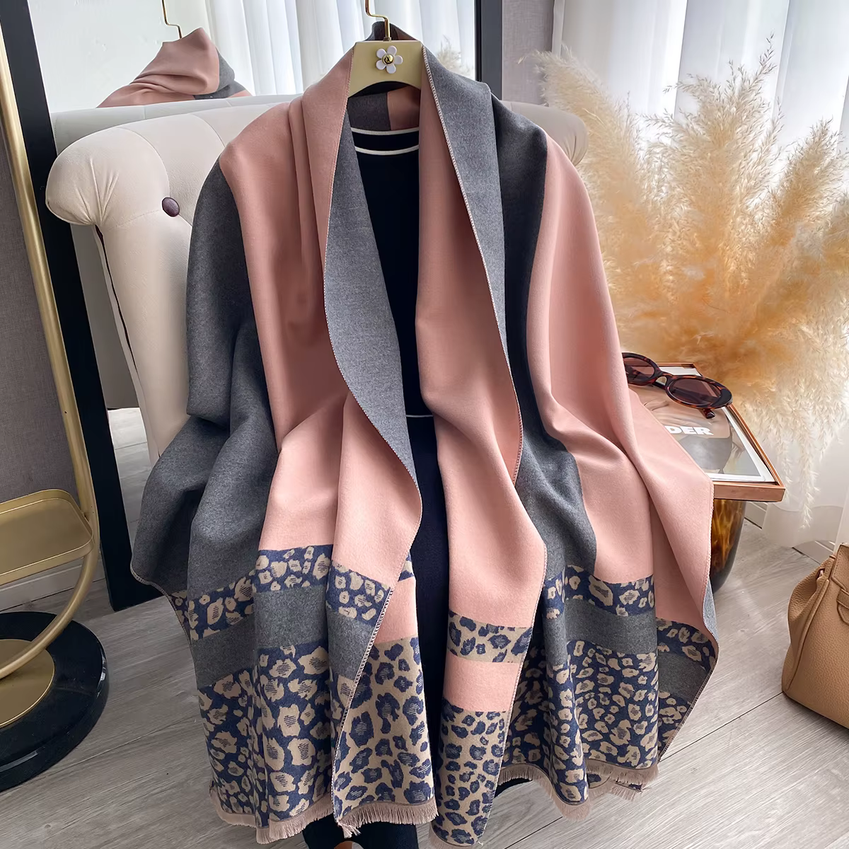 2025 Design de mode hiver cachemire écharpe femmes élégant chaud Pashmina couverture Poncho foulards femme imprimé léopard châle Bufanda