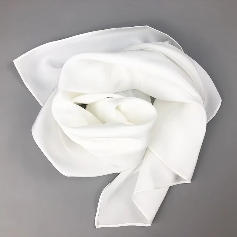 Nouveau foulard en soie pour femmes